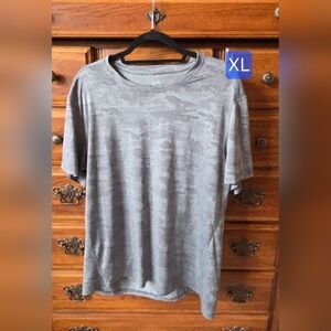 Ideology Gray Camo Short Sleeve Tee